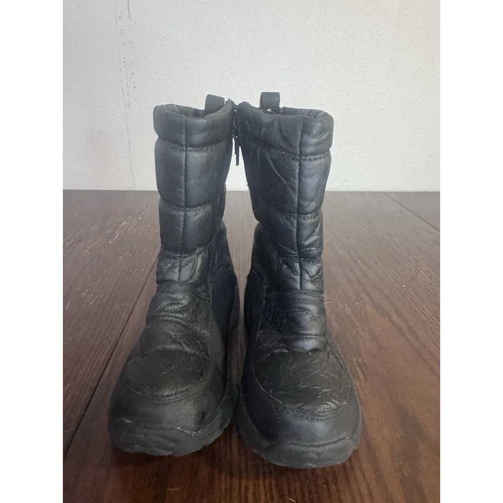 Magellan Outdoors. Kids Size US 1. Black Winter Snow Boots Zip Mid-Calf Warm